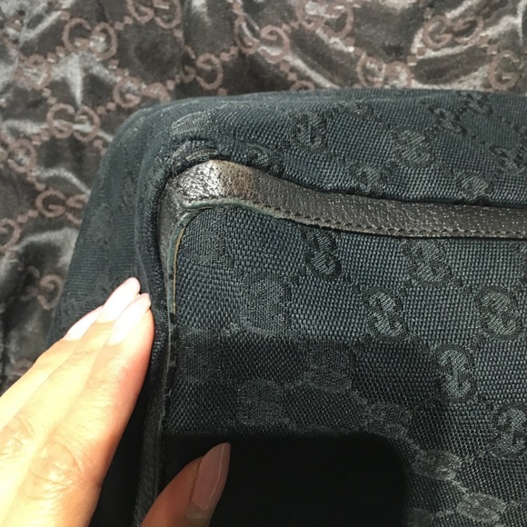 Authentic Gucci Black Abbey Tote - Picture 7 of 10